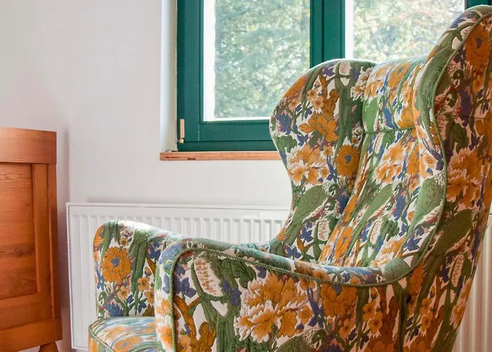 بيت للعطل 3 Bedroom Stunning In ولين